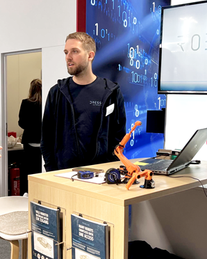 Transparenz bei Fertigungsrobotern mit RoboLive® von Dressler Automation - Expo Smart Marktplatz